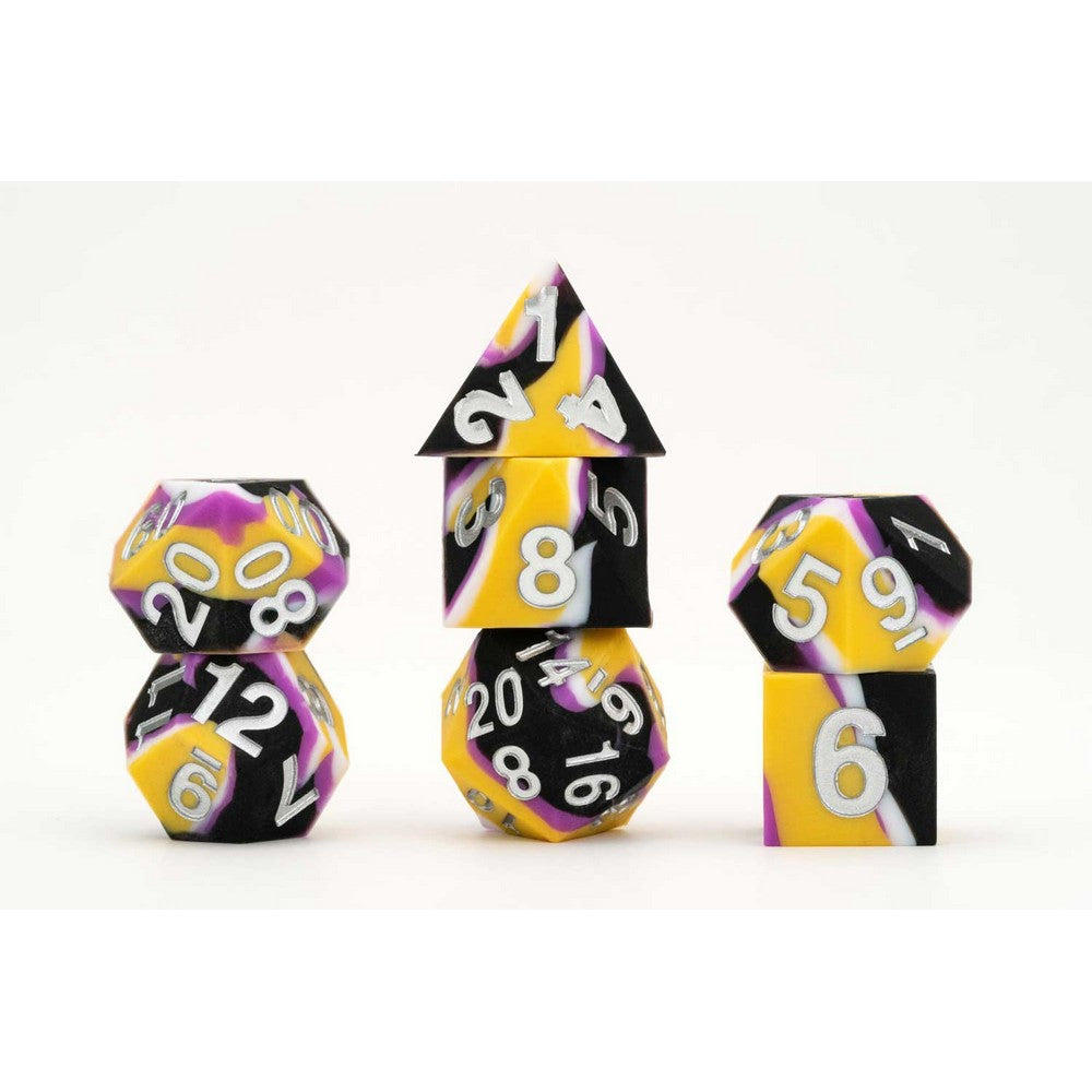 Fanroll: 16mm Pride Sharp Edge Silicone Rubber Poly Dice Set: Nonbinary