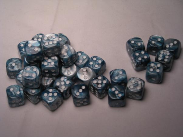 Chessex: D6 Lustrous™ DICE SET - 12MM